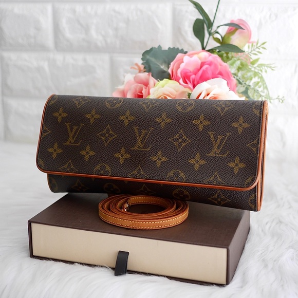 💖Louis Vuitton Pouchette Twin GM FL0081 - Picture 1 of 12